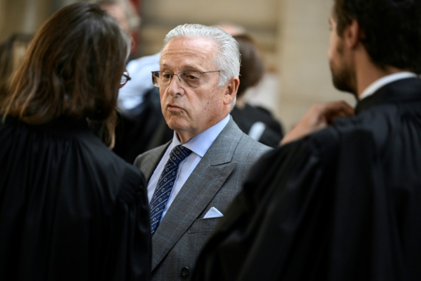 Le marchand d'art franco-américain  Guy Wildenstein au palais de justice de Paris, le 18 septembre 2023 © JULIEN DE ROSA