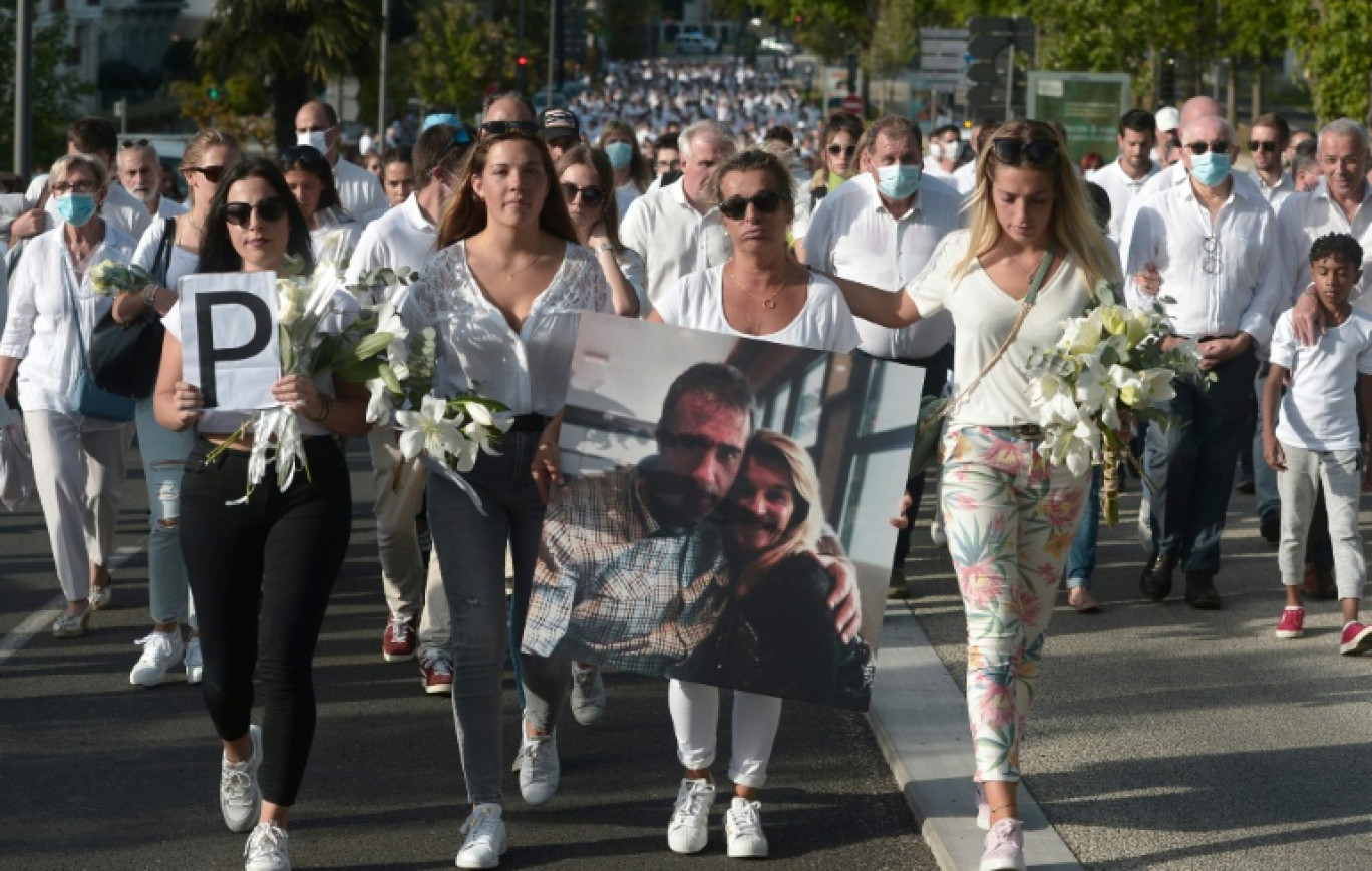 Le 8 juillet 2020, marche en hommage à Philippe Monguillot, un chauffeur de bus tué lors d'une altercation avec de jeunes passagers, à Bayonne © Iroz Gaizka