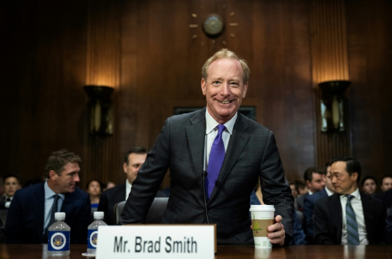 Le vice-président de Microsoft Brad Smith, lors d'une audition sur l'intelligence artificielle par une commission au Sénat américain, à Washington le 12 septembre 2023 © ANDREW CABALLERO-REYNOLDS