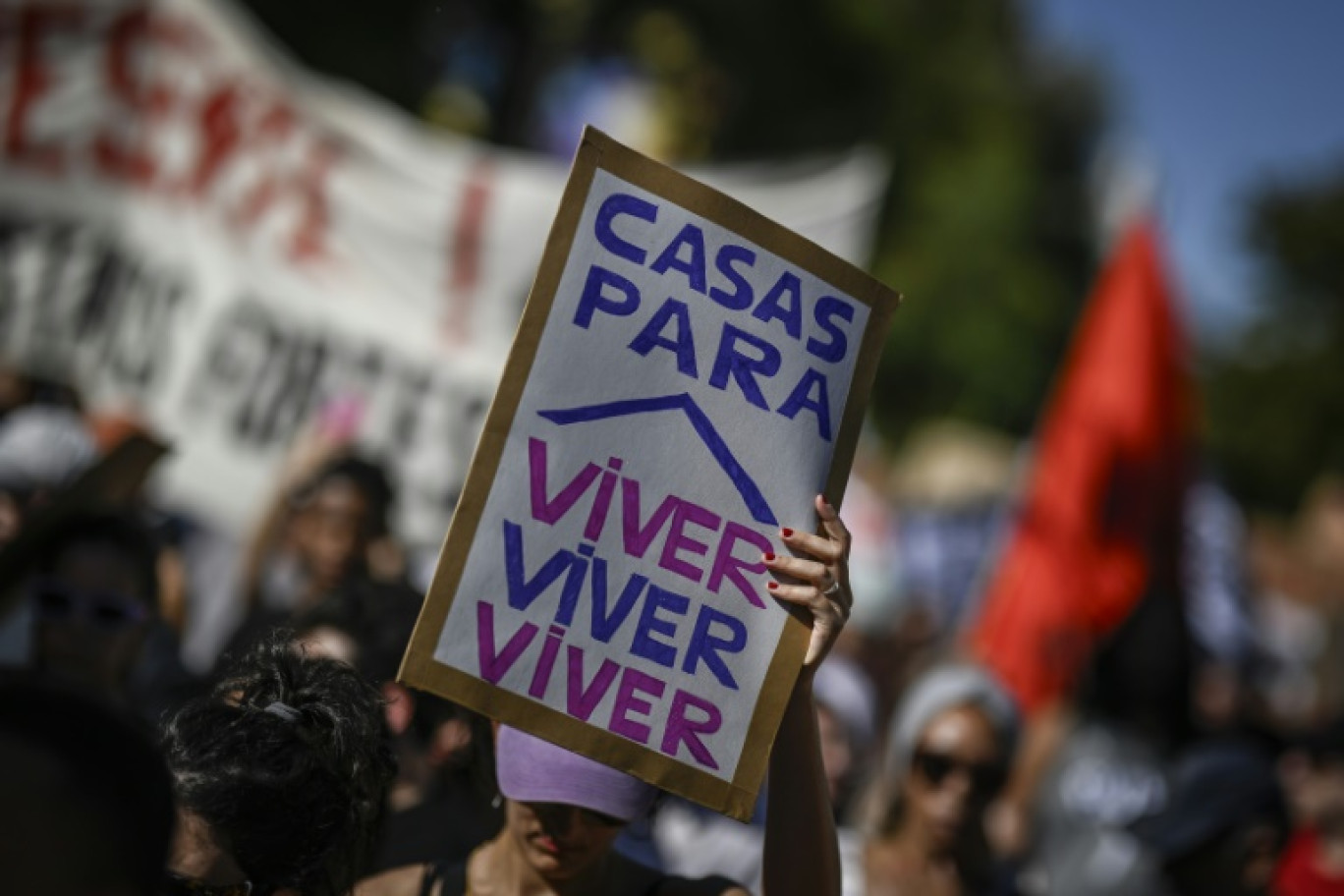 Manifestation pour réclamer des mesures face à la crise du logement, le 30 septembre 2023 à Lisbonne, au Portugal © Patricia DE MELO MOREIRA