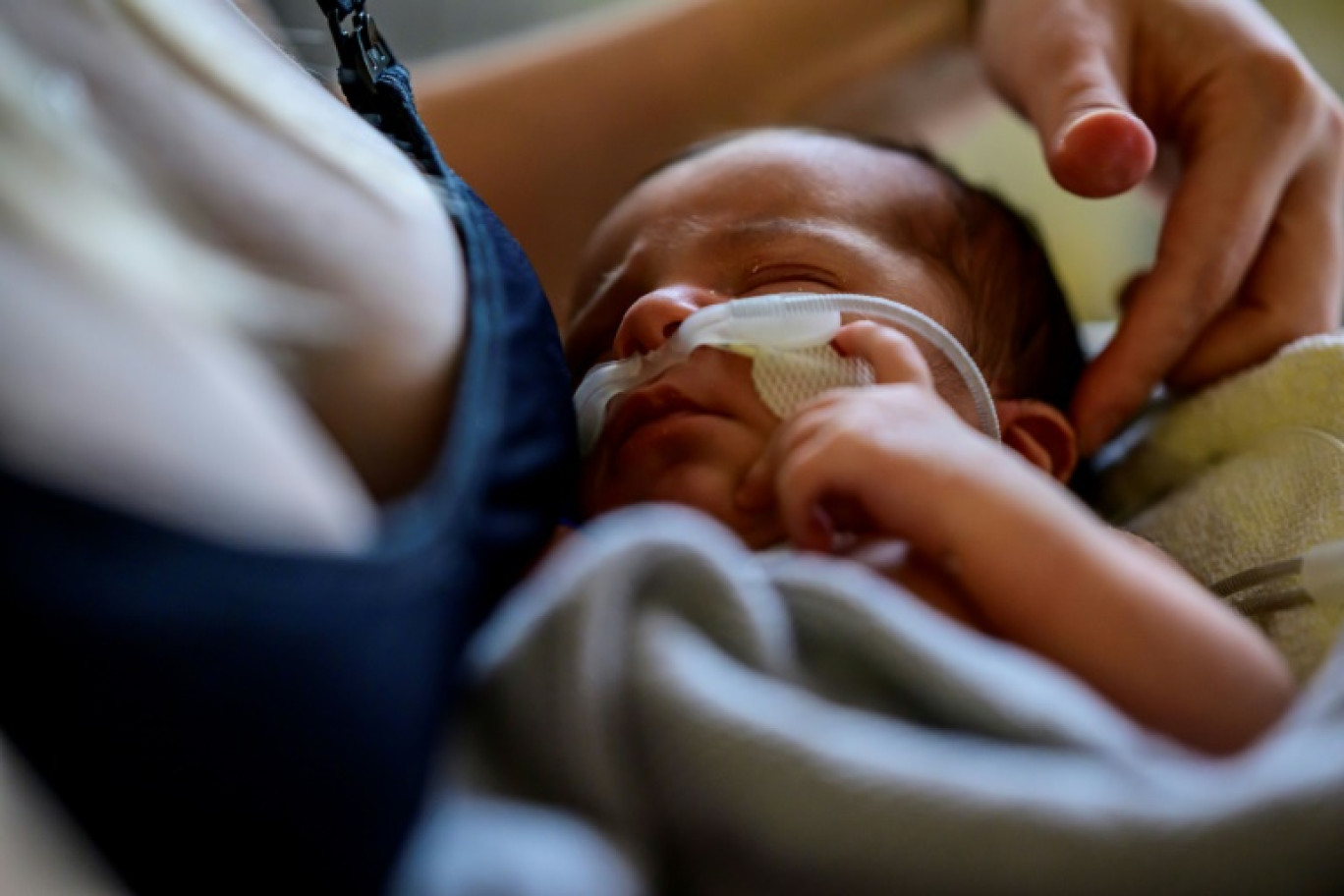 Les livraisons dans les pharmacies du Beyfortus, nouveau traitement préventif de la bronchiolite des bébés, vont être suspendues temporairement en raison de difficultés d'approvisionnement dues à une forte demande © John MACDOUGALL