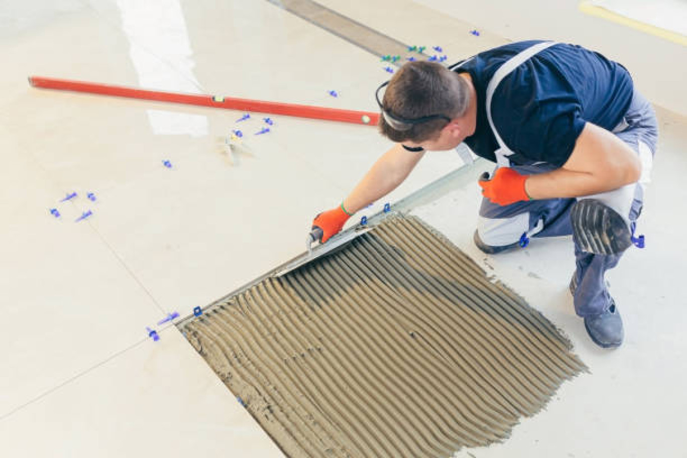 Se former, embaucher un apprenti, développer les compétences de leurs collaborateurs : malgré le brouillard économique, les artisans demeurent ambitieux pour leurs entreprises. 