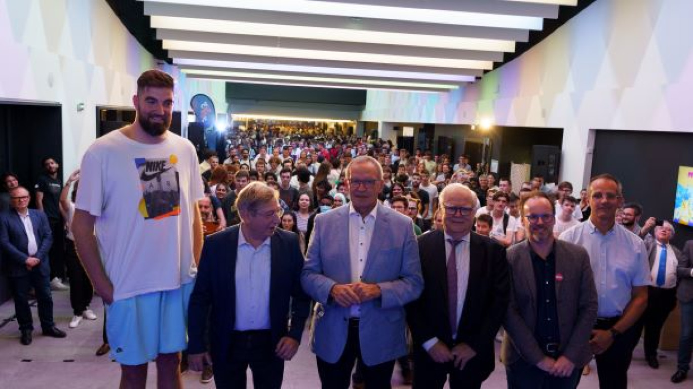 900 étudiants au rendez-vous de cette soirée déroulée au FC Metz. © Inspire Metz.