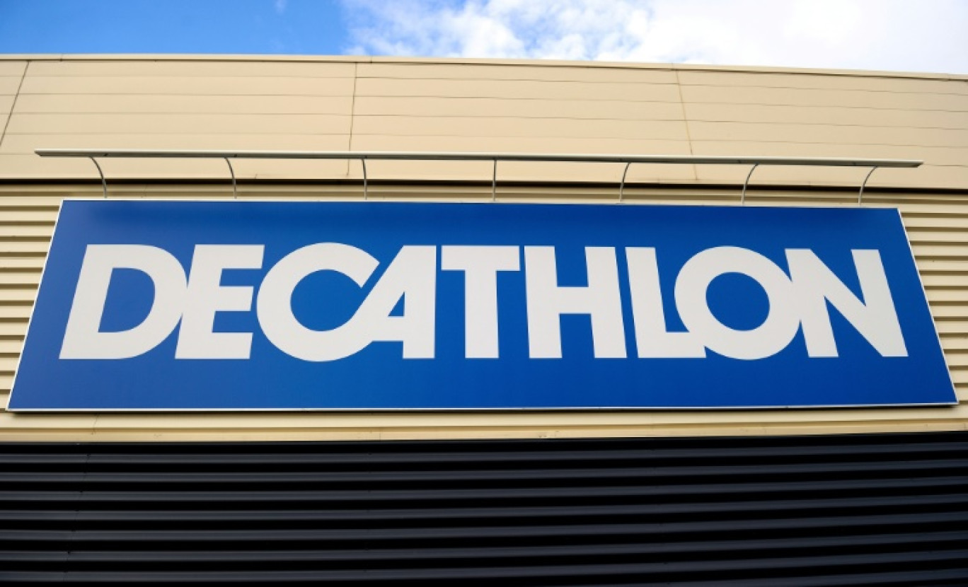 Un intérimaire est mort lors du déchargement d'un camion approvisionnant le magasin Decathlon du quartier de La Madeleine à Paris © Philippe HUGUEN