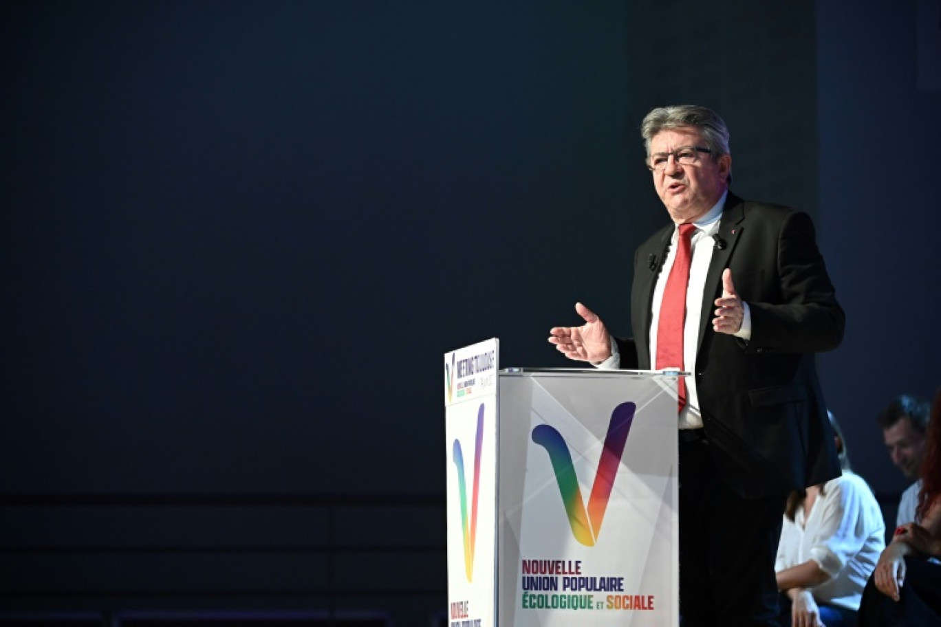 Jean-Luc Mélenchon lors d'un meeting de la coalition de gauche Nupes (Nouvelle Union Populaire Ecologique et Sociale) à Toulouse, le 14 juin 2022 © Lionel BONAVENTURE