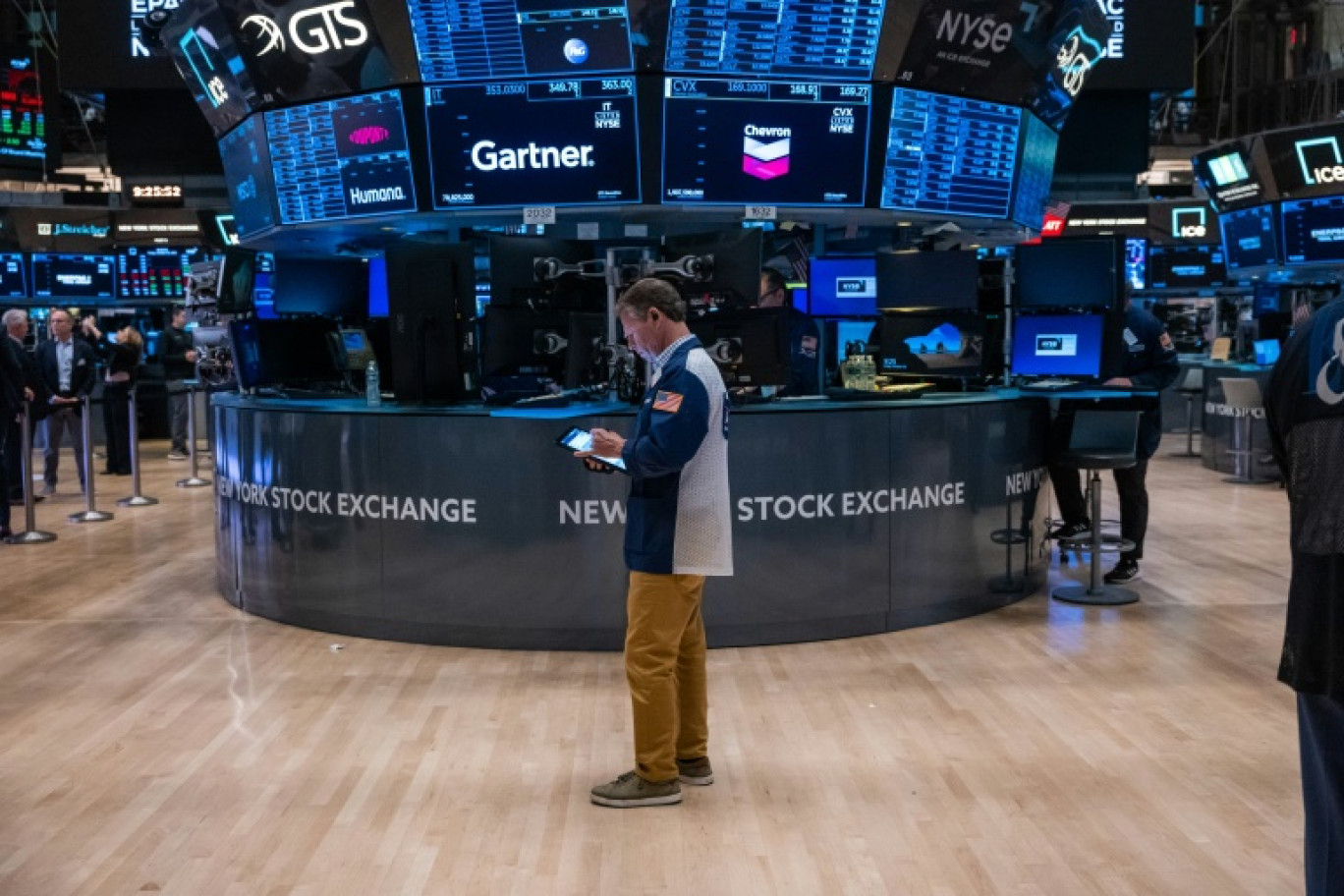 Un opérateur du New York Stock Exchange © SPENCER PLATT