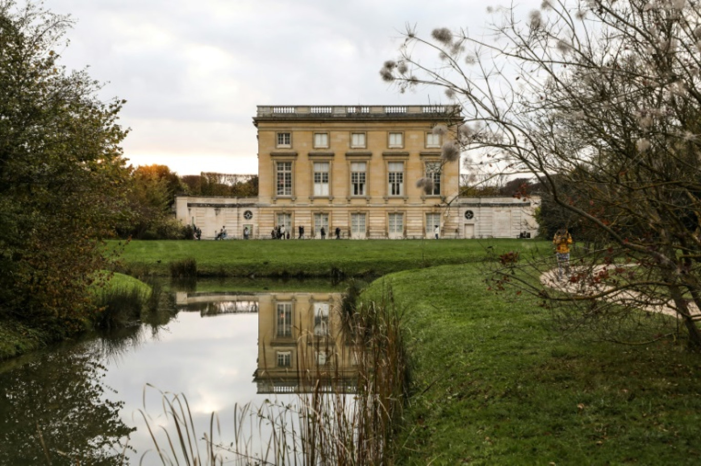 Les jardins près du Petit Trianon, à Versailles, le 2 novembre 2017 © LUDOVIC MARIN