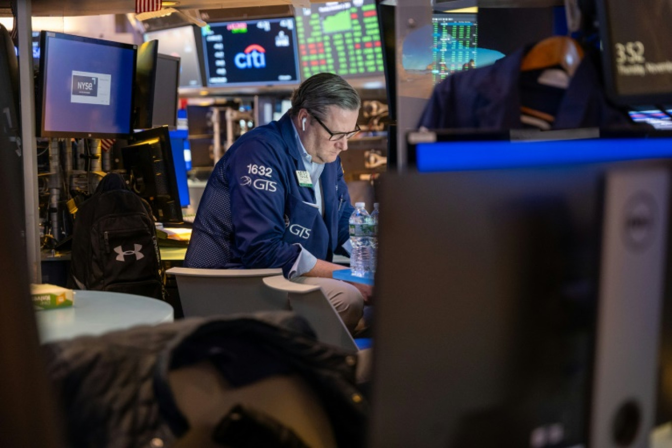 Un opérateur du New York Stock Exchange © SPENCER PLATT