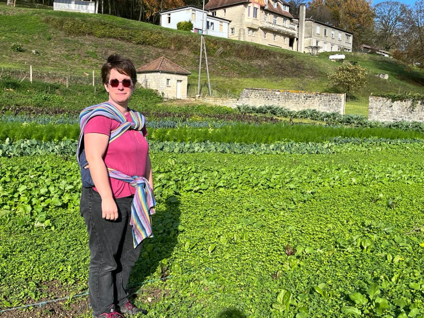 Edwige Lavogez est la première à lancer le projet de prodcution maraîchère biologique aux Jardins de l'Hermitage, depuis 2020.