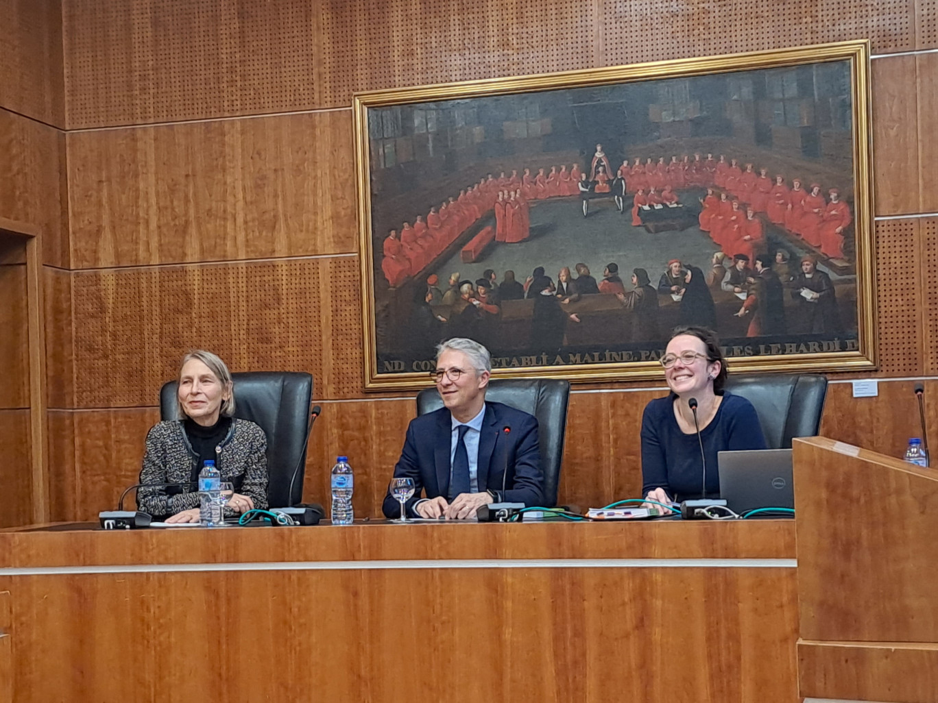 Nathalie Massias, présidente de la Cour administrative d’appel de Douai, Fabien Raynaud et Mélanie Villiers, les deux rapporteurs de l’étude. © Aletheia Press/L.Saleur)