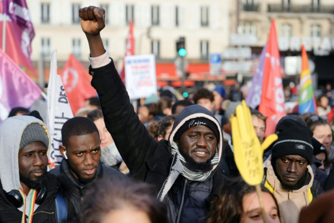 Manifestation contre la loi immigration du gouvernement à l'appel de plusieurs collectifs, à l'occasion du 40e anniversaire de la "marche contre le racisme" de 1983, le 3 décembre 2023 à Paris © Dimitar DILKOFF