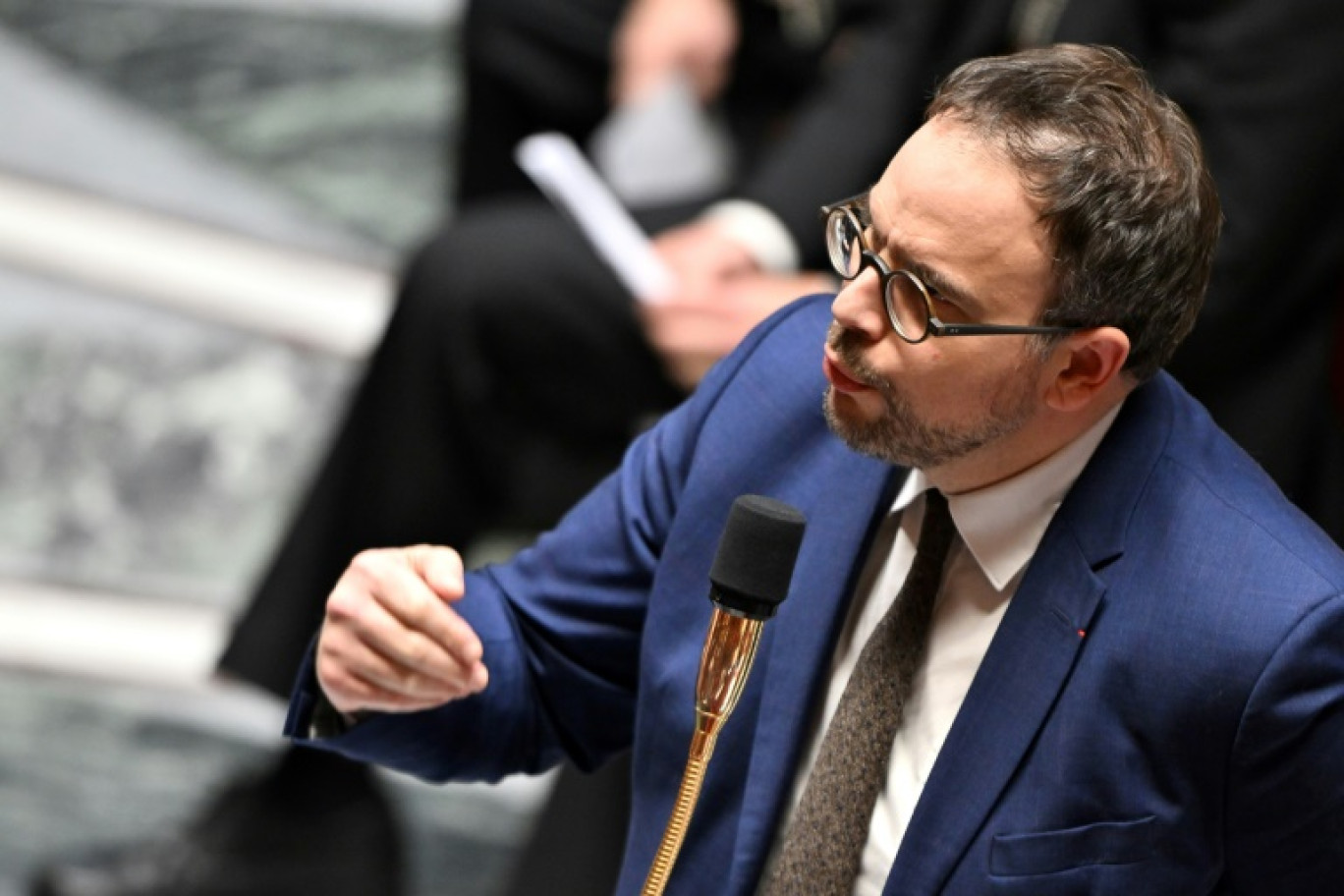 Le ministre de la Santé Aurélien Rousseau lors d'une séance de questions au gouvernement à l'Assemblée nationale à Paris le 5 décembre 2023 © Miguel MEDINA