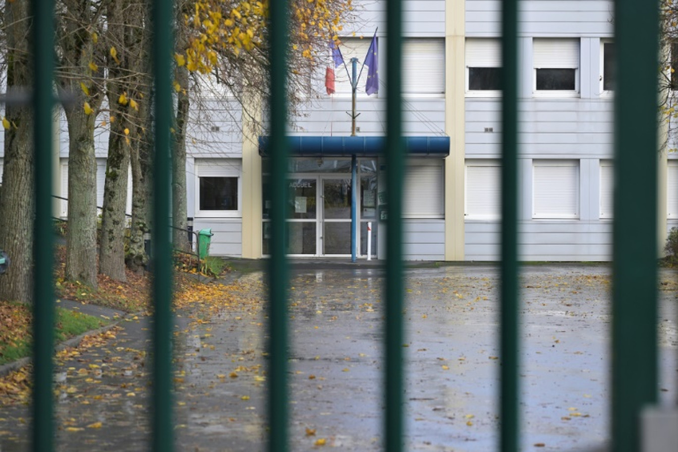 L'entrée du collège "Les hautes Ourmes" à Rennes, le 13 décembre 2023 © Damien MEYER