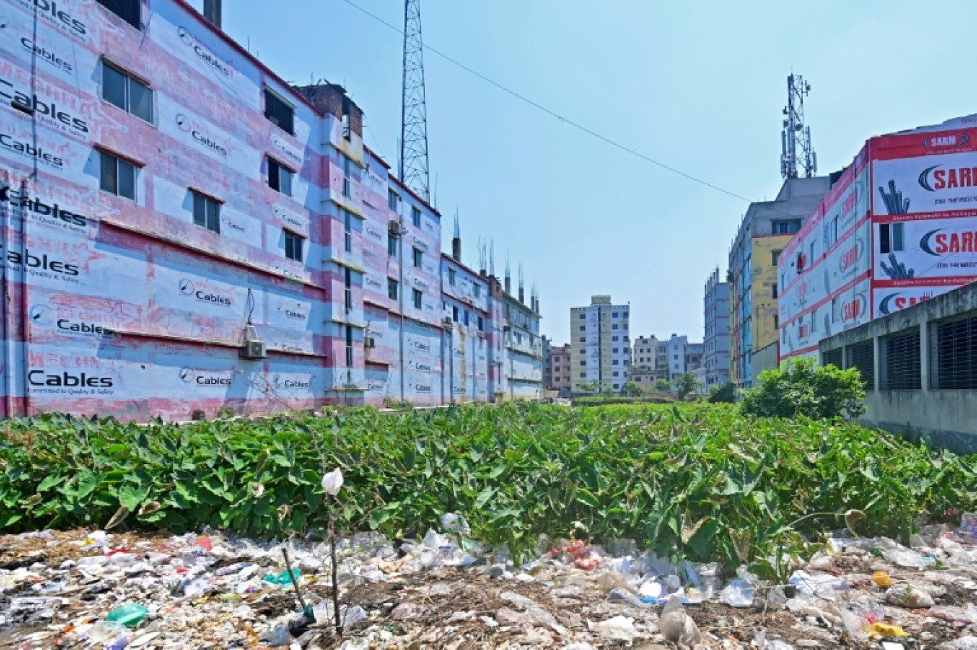 Vue d'ensemble du site où s'élevait l'usine textile Rana Plaza avant son effondrement meurtrier, à Savar (Bangladesh), dans les faubourgs de Dacca, le 24 avril 2023 © Munir uz ZAMAN