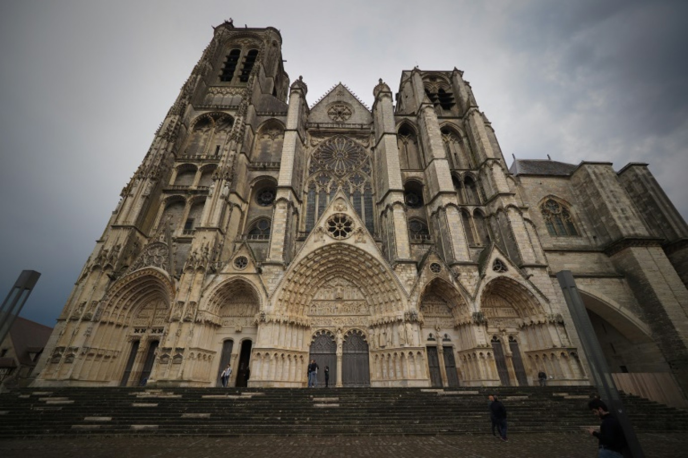 La cathédrale Saint-Etienne de Bourges, le 20 avril 2019 © GUILLAUME SOUVANT