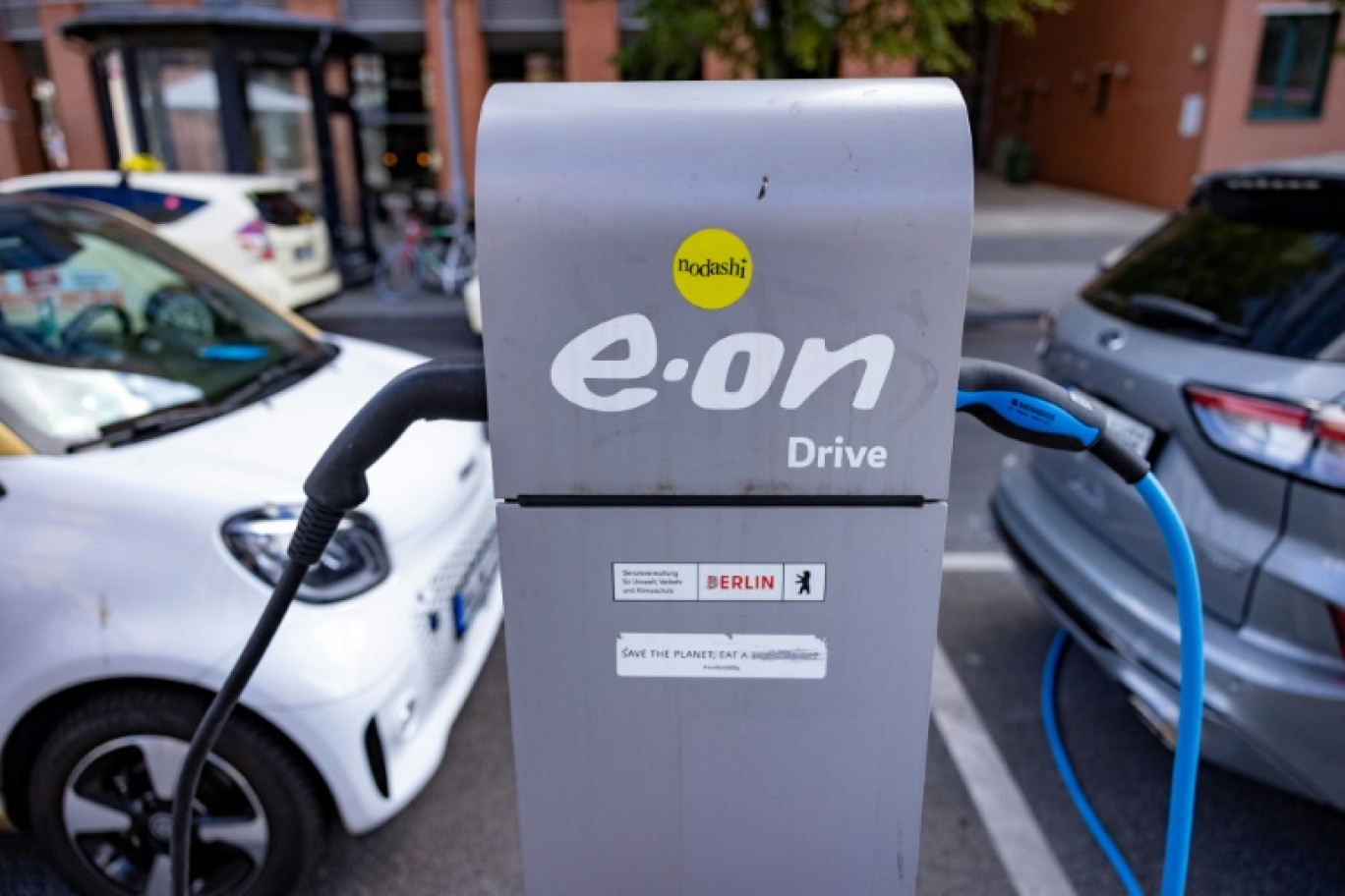 Une borne de recharge pour véhicules électriques, le 19 septembre 2023 à Berlin © ODD ANDERSEN