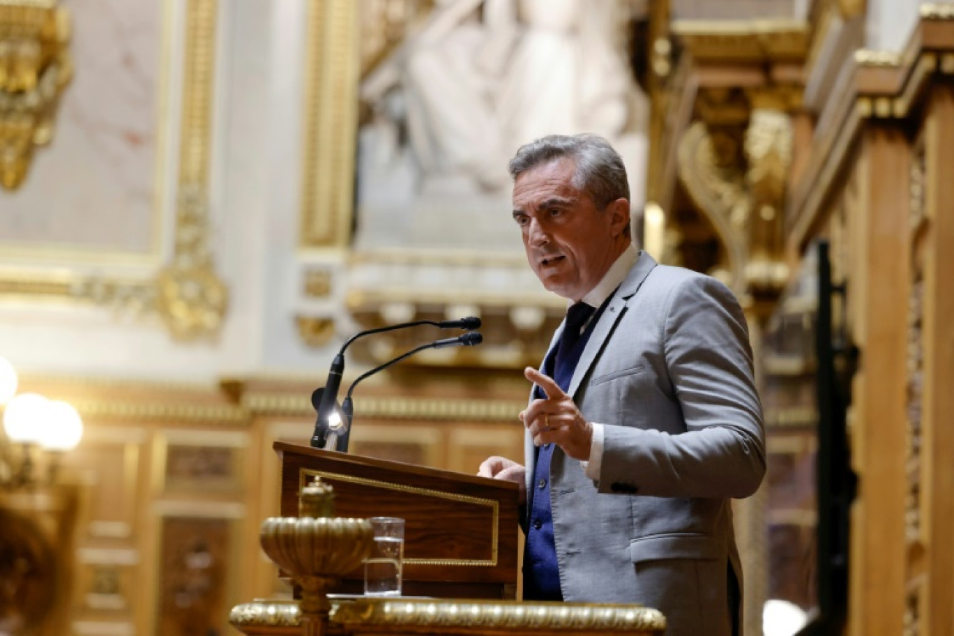 Le sénateur Stéphane Ravier (Reconquête) à l'Assemblée nationale, le 6 novembre 2023 © Ludovic MARIN