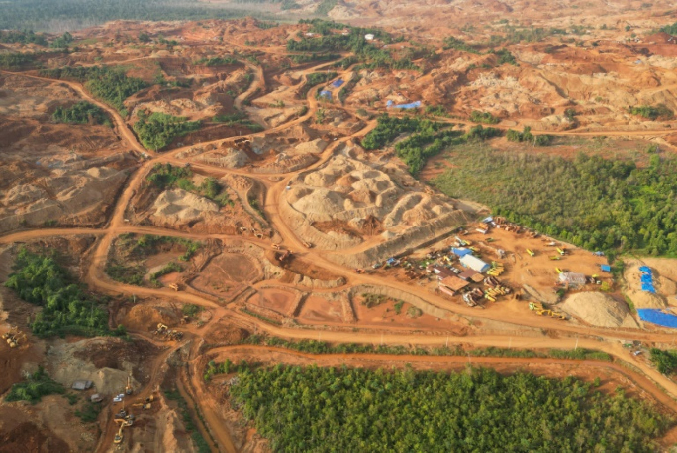 Vue aérienne du parc indusriel de Morowali, le 14 mai 2023 en Indonésie © RIZA SALMAN