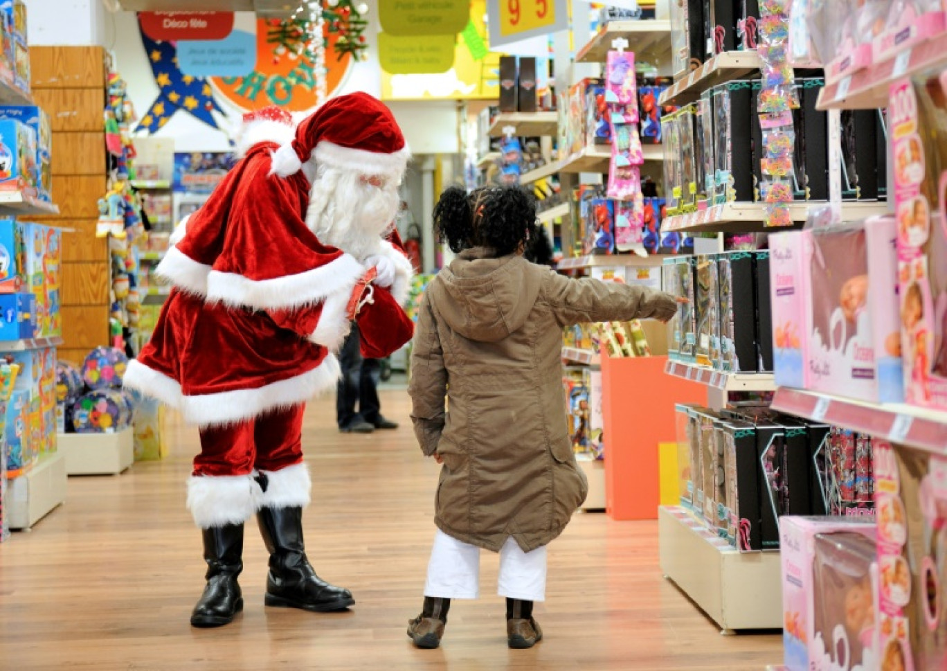 La revente de cadeaux devient presque une nouvelle tradition de Noël, encore plus par temps d'inflation © PHILIPPE HUGUEN