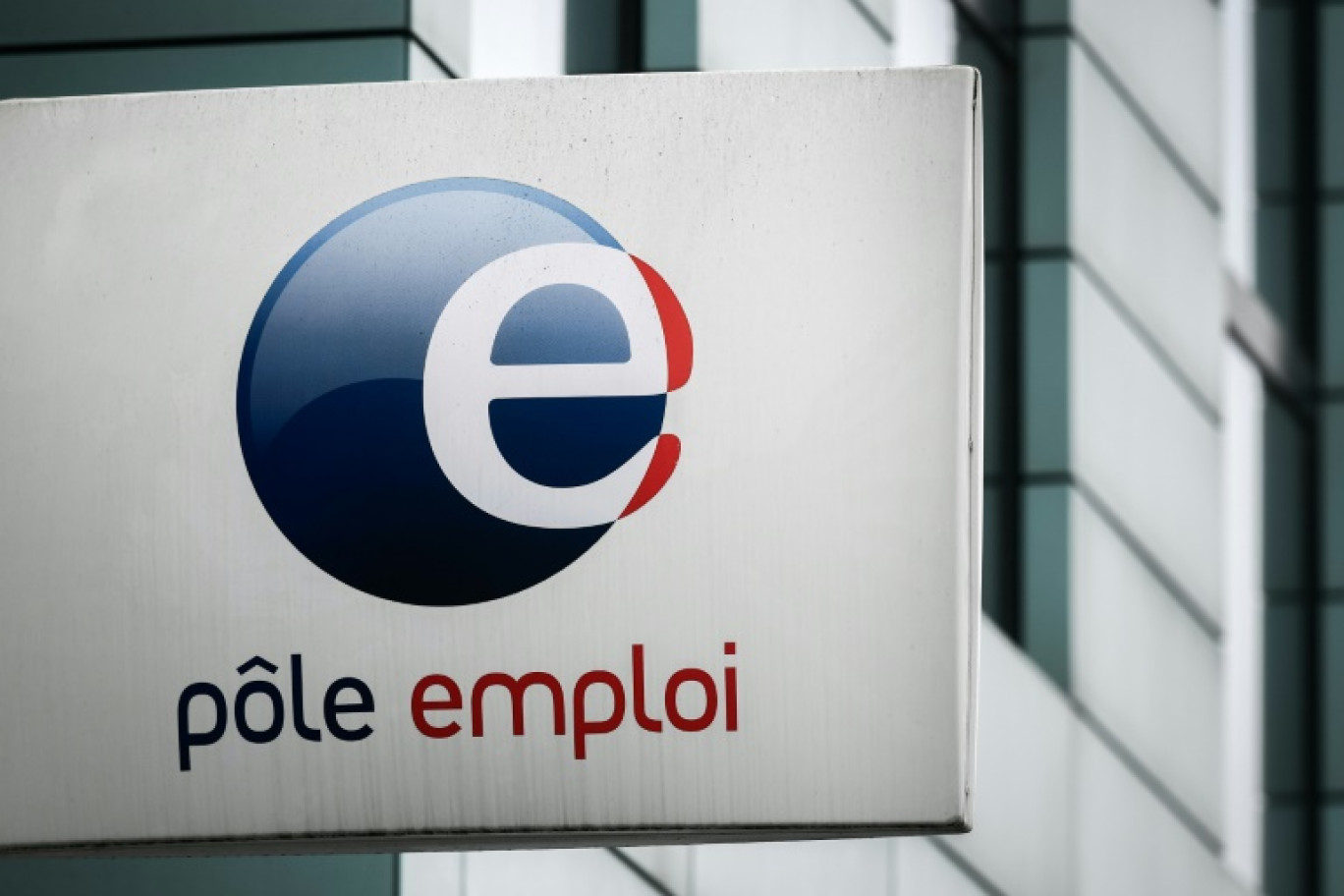 Pôle emploi change de nom pour devenir France Travail avec nouveau logo à la clef © Philippe LOPEZ