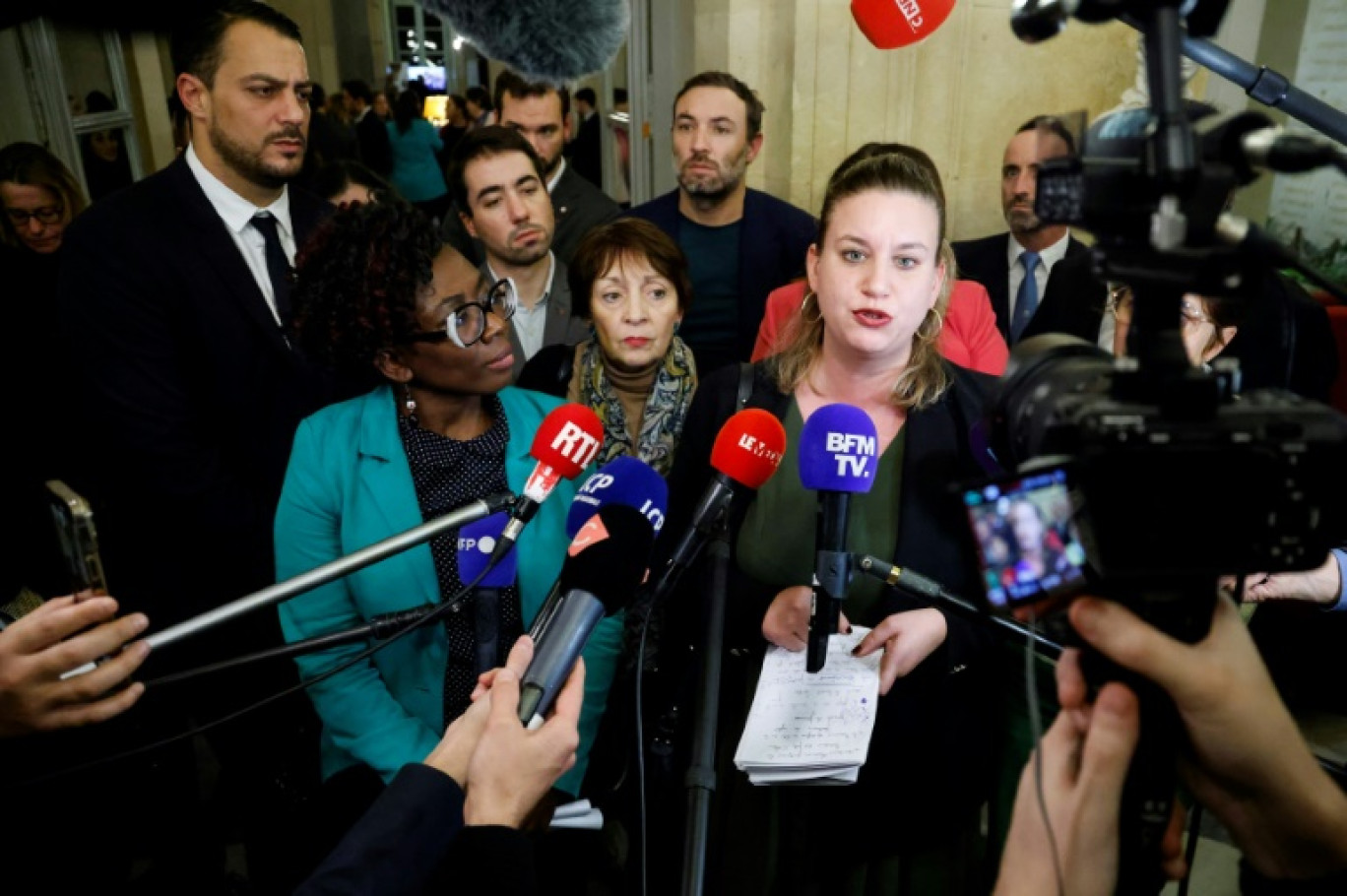 La cheffe de file des députés LFI, Mathilde Panot, à l'Assemblée nationale, à Paris, le 19 décembre 2023 © Ludovic MARIN