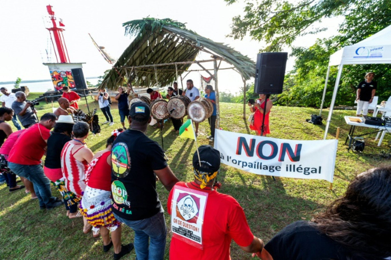 "Non à l'orpaillage illégal" lors de la Journée internationale des peuples autochtones de Guyane, le 9 août 2018 à Cayenne, en Guyane française © jody amiet