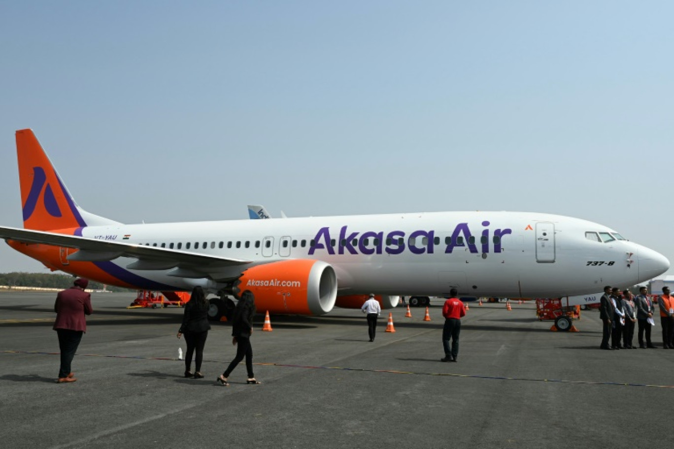 Un avion de la compagnie Akasa Air sur le tarmac de l'aéroport d'Hyderabad, le 18 janvier 2024 en Inde © NOAH SEELAM