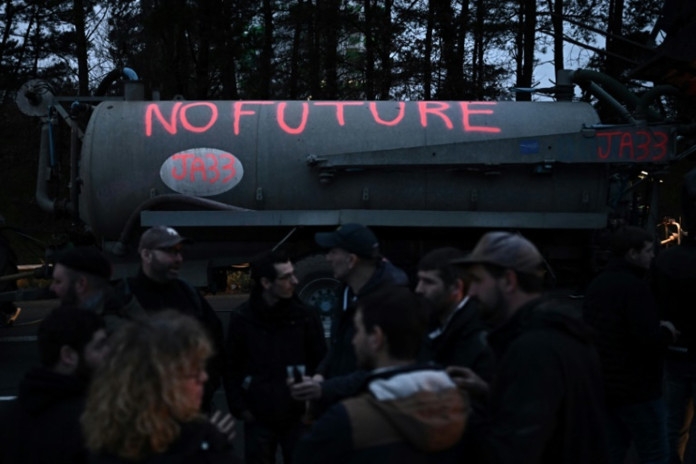 Des agriculteurs bloquent la rocade de Bordeaux, le 24 janvier 2024 © Philippe LOPEZ