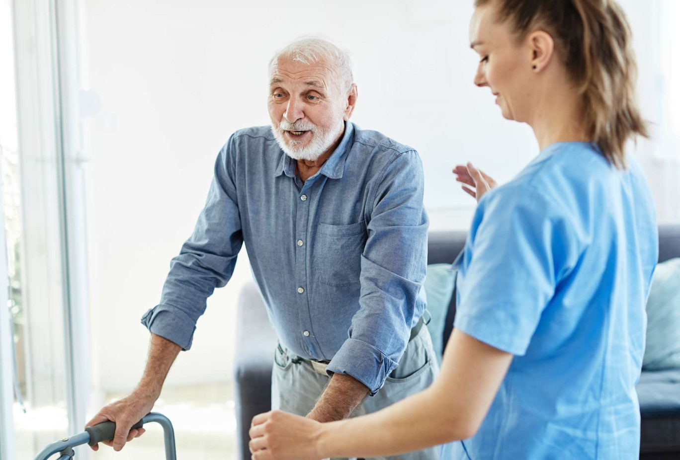 Le but du SPDA : garantir un accès simplifié aux droits et l’égalité des chances des personnes âgées, des personnes en situation de handicap et de leurs proches aidants. ©AdobeStock