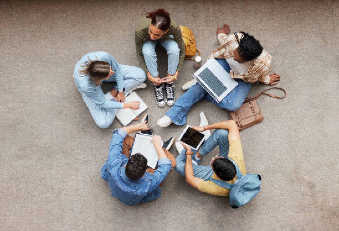 Adapter les formations estudiantines à l'émergence de nouveaux secteurs. 