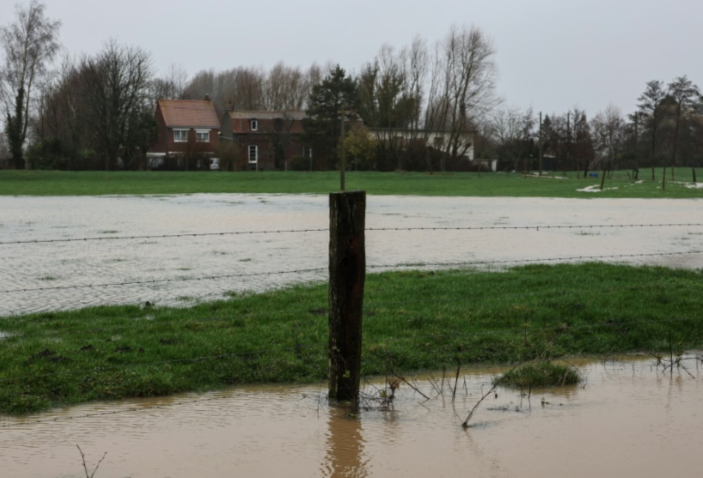 Les inondations près de  Saint-Omer, le 2 janvier 2024 © DENIS CHARLET