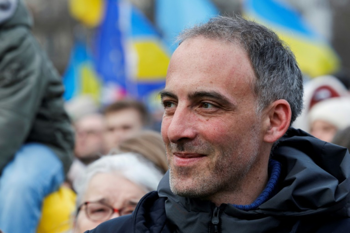 L'homme politique et député européen Raphaël Glucksmann à Paris, le 24 février 2024 © Geoffroy VAN DER HASSELT