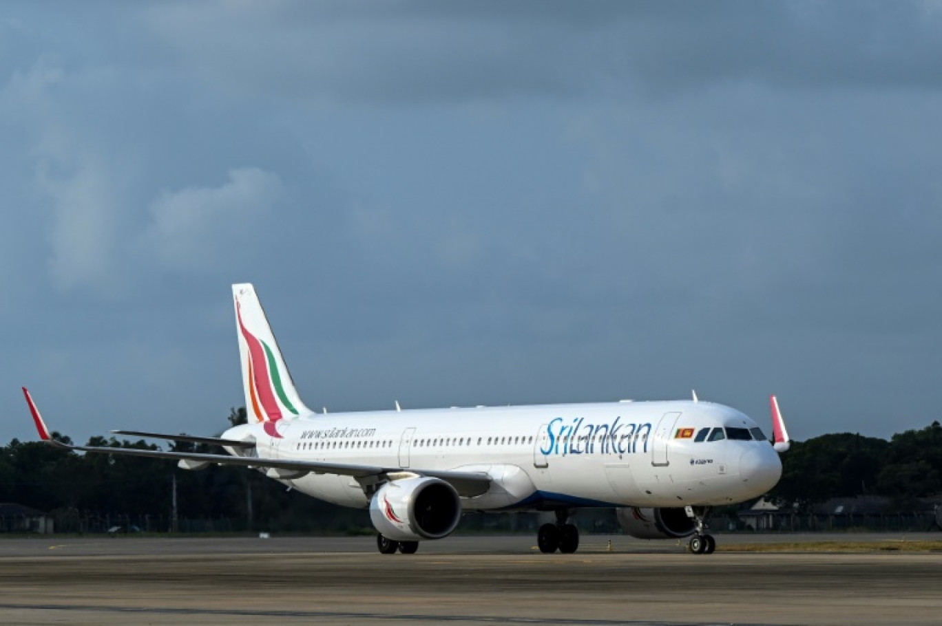 Un avion de la compagnie SriLankan Airlines sur le tarmac de l'aéroport Bandaranaike de Colombo, à Katunayake le 26 septembre 2022 © Ishara S. KODIKARA