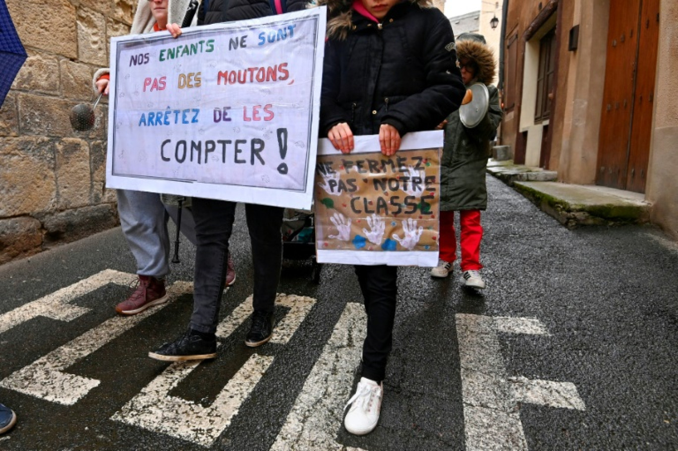 Manifestation contre la fermeture de classes à Marvejols, le 27 février 2024 en Lozère © Sylvain THOMAS