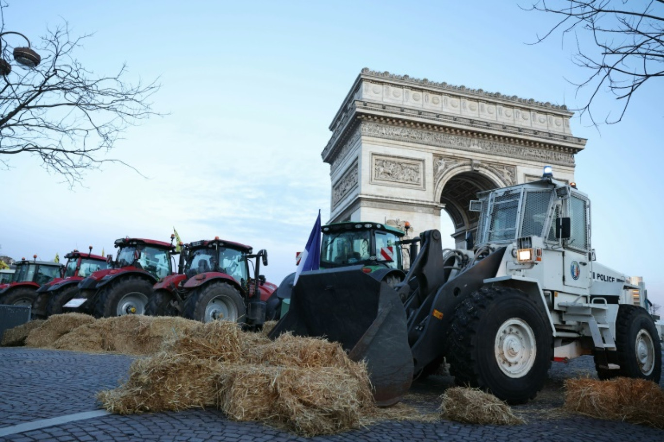 La Coordination rurale mène une action sur les Champs-Elysées, à Paris, le 1er mars 2024 © Thomas SAMSON