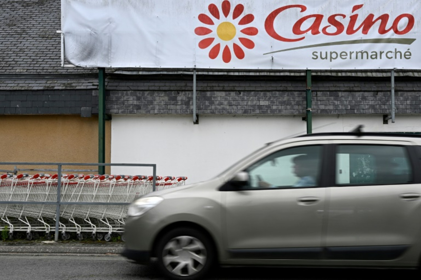 Un supermarché Casino à Ploubalay (Côtes-d'Armor), le 5 juillet 2023 © Damien MEYER