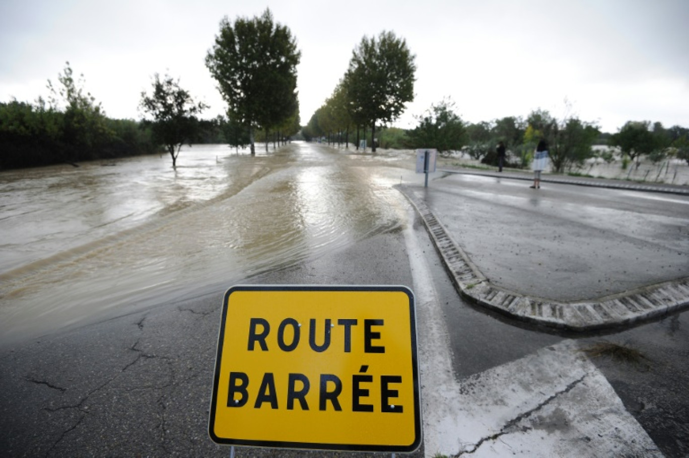 Six personnes, dont deux enfants, sont portées disparues dans le Gard, emportées par les crues en tentant de traverser des ponts en voiture © SYLVAIN THOMAS