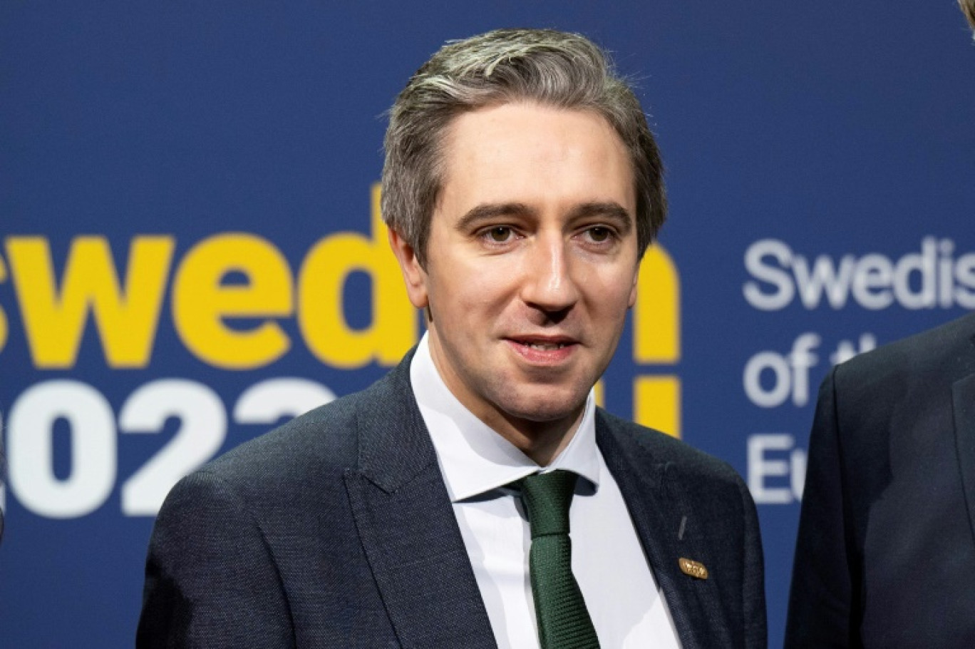 A seulement 37 ans, Simon Harris devrait devenir le Premier ministre d'Irlande © Pontus LUNDAHL