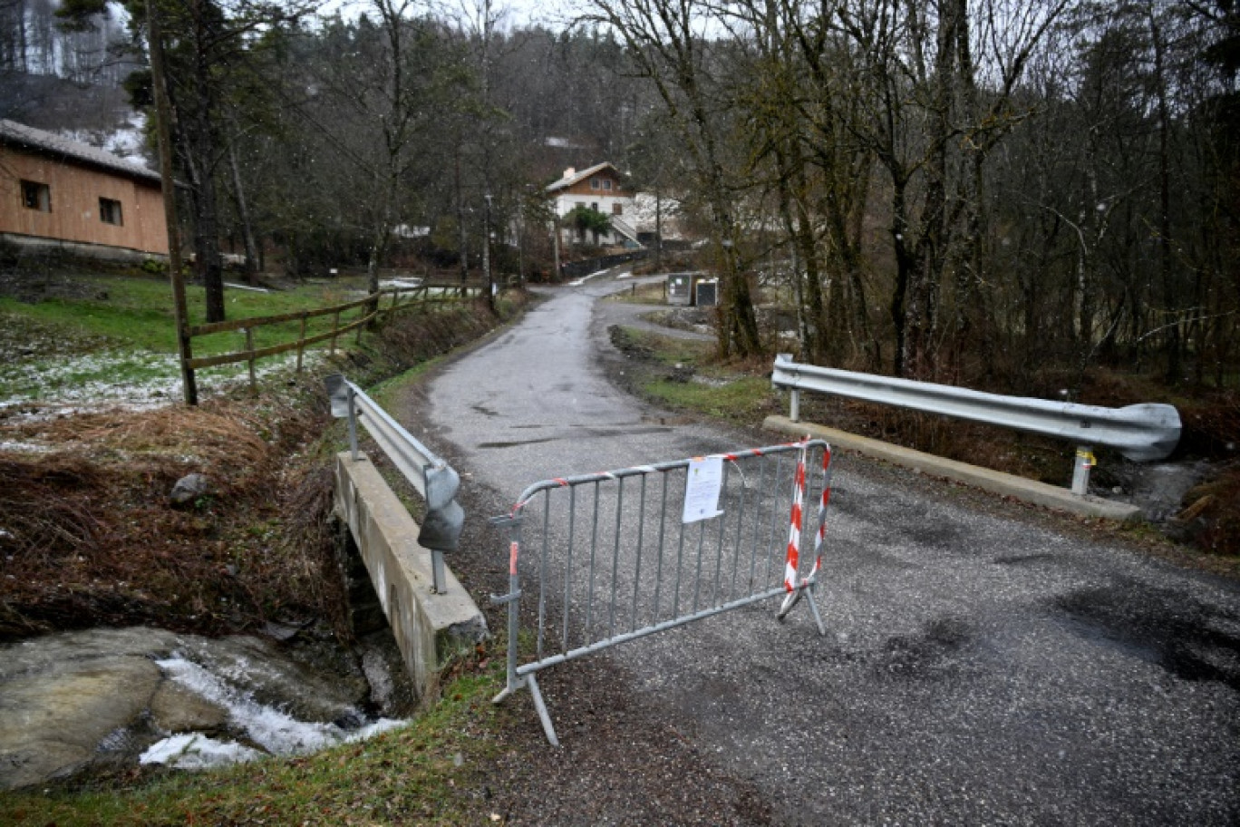 Un portrait d'Emile à l'intérieur de la chapelle de La Bouilladisse, dans les Bouches-du-Rhône, le 21 mars 2024 © CHRISTOPHE SIMON