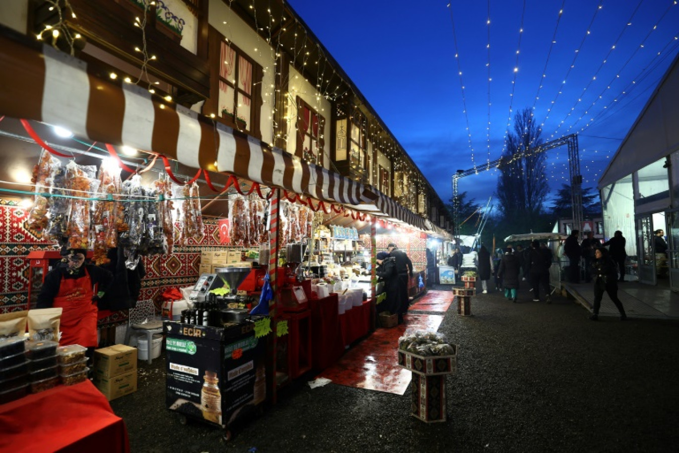 Une ruelle du "Marché du ramadan" de Strasbourg, le 29 mars 2024 © FREDERICK FLORIN