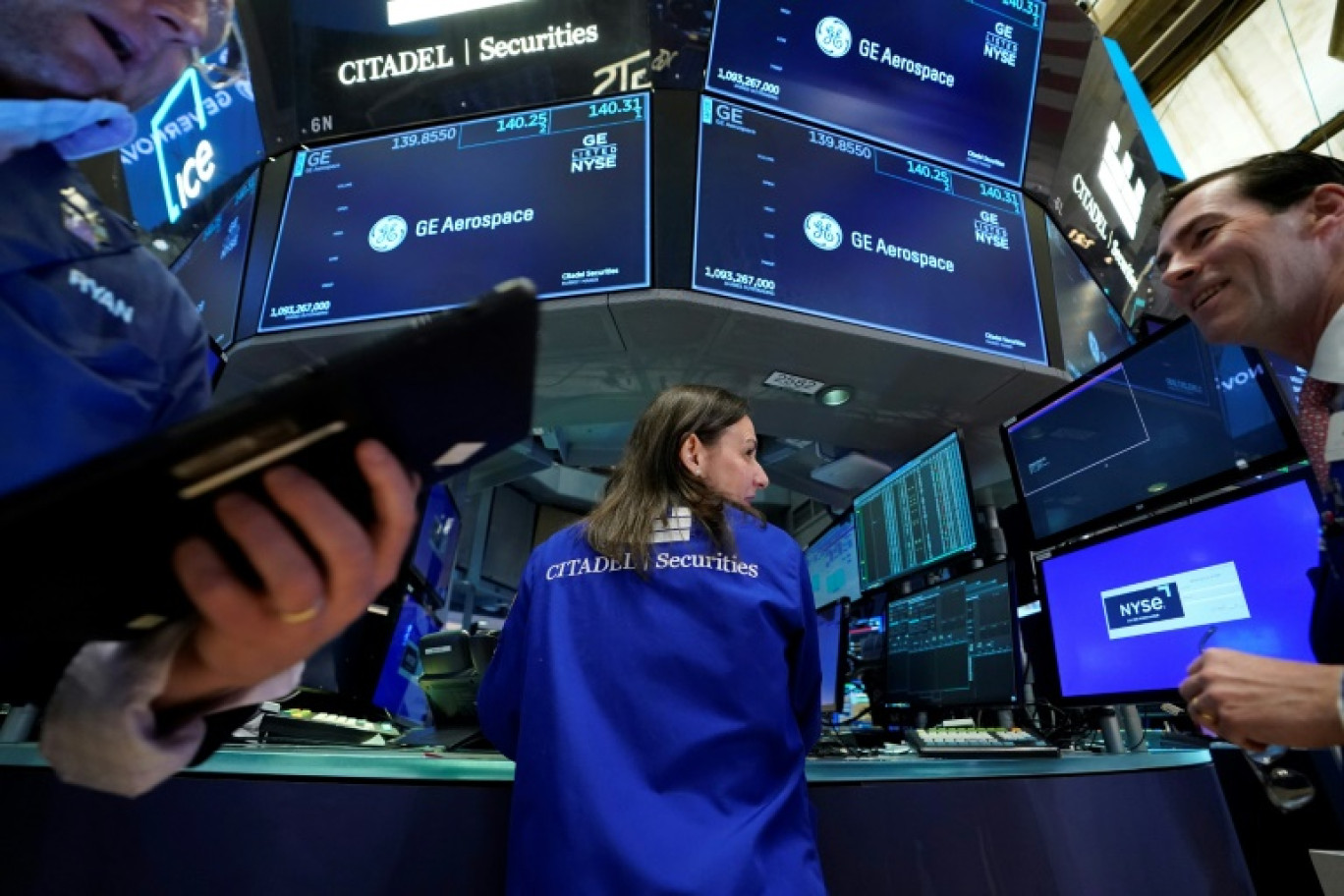 Des opérateurs du New York Stock Exchange © TIMOTHY A. CLARY