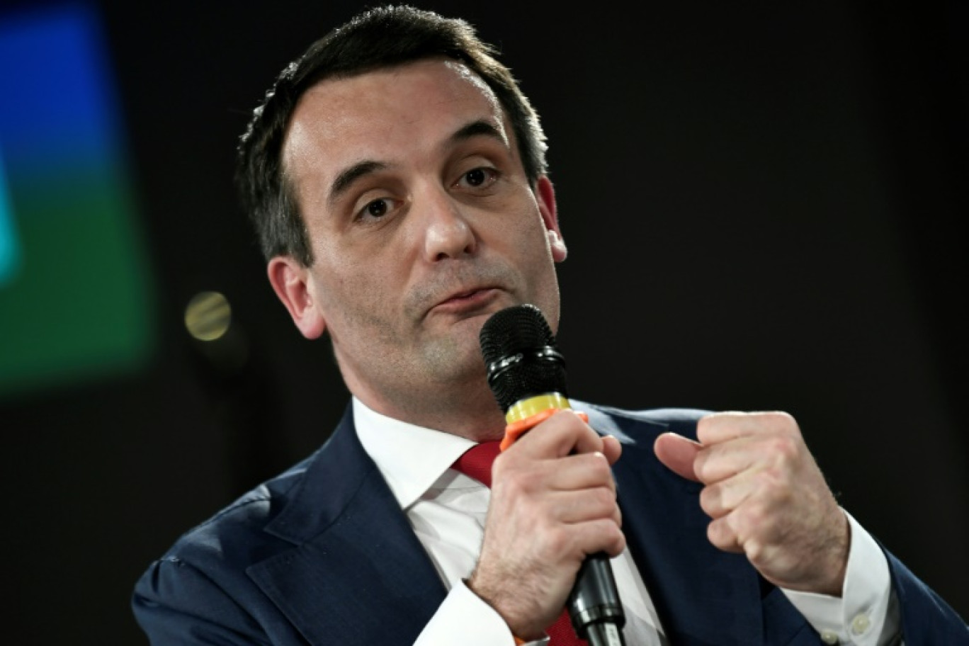 Florian Philippot, président des Patriotes, lors d'un meeting le 6 avril 2022 à Paris © STEPHANE DE SAKUTIN