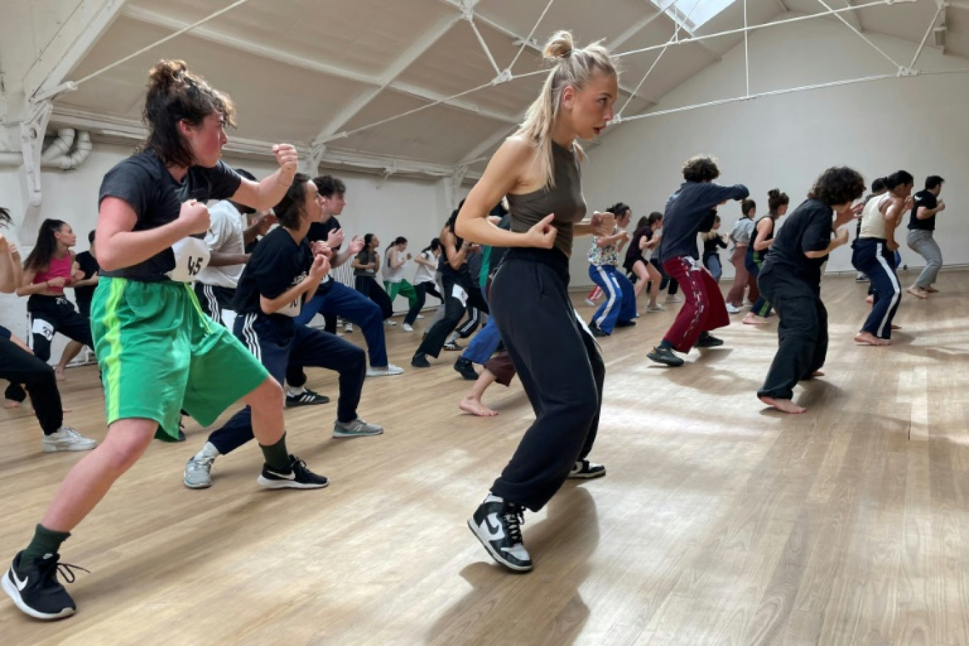 Des danseurs particpent à la dernière audition pour la cérémonie d'ouverture des Jeux Olympiques à La Ménagerie de Verre, le 6 avril 2024 à Paris © Karine PERRET