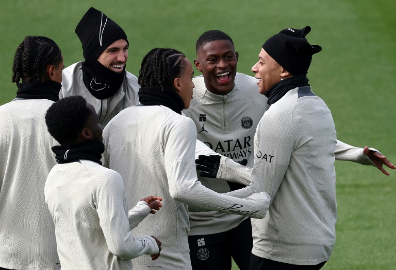 Les Parisiens, dont Kylian Mbappé (à droite), préparent leur quart de finale contre Barcelone, le 9 avril 2024 au Campus PSG © FRANCK FIFE