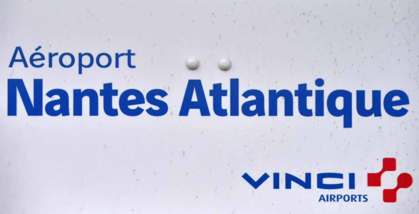 Le logo de Vinci à l'aéroport Nantes-Atlantique, à Bouguenais, le 25 juin 2016 © LOIC VENANCE