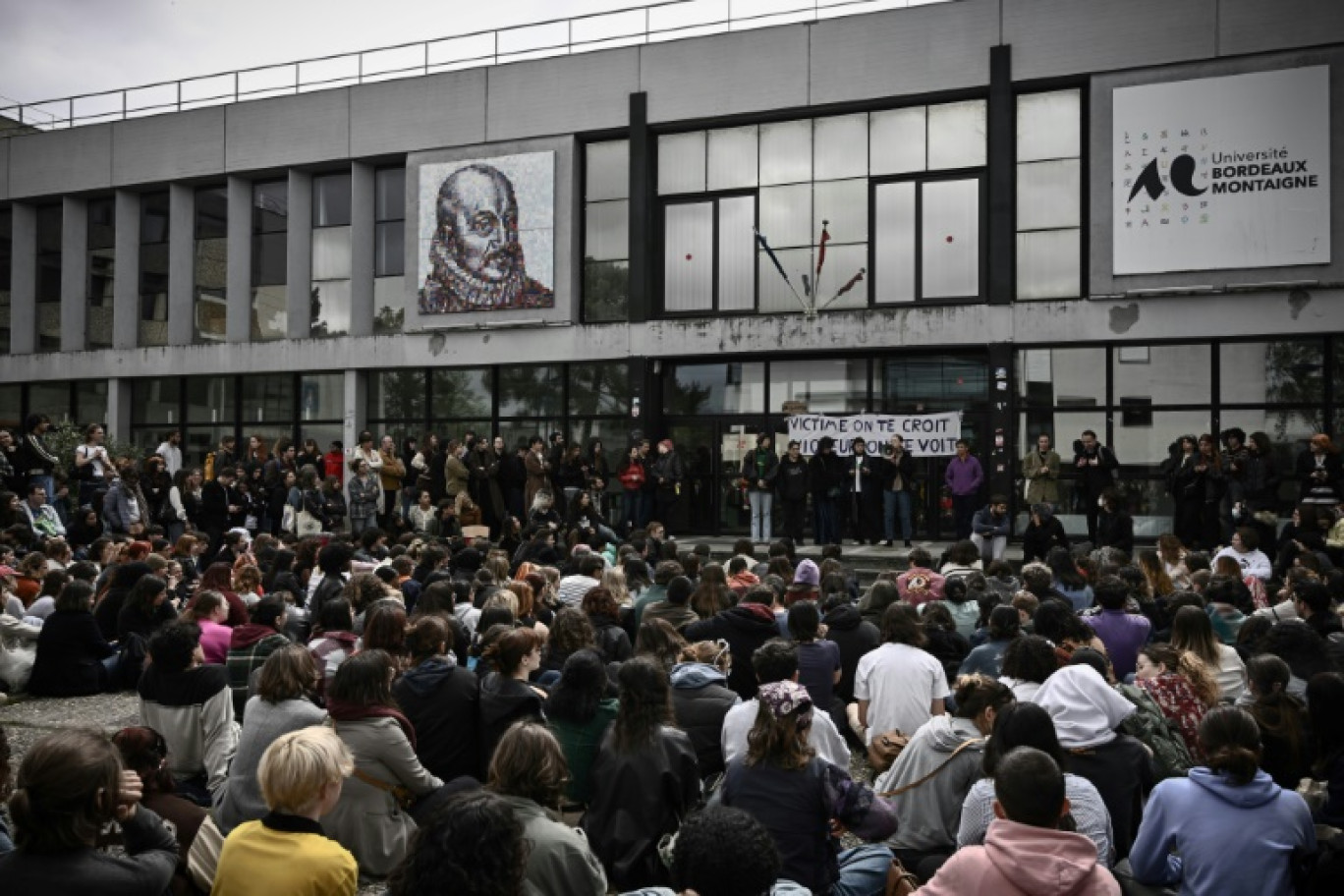 Des étudiants en AG au sein de l'Université Bordeaux-Montaigne à Pessac en Gironde, le 16 avril 2024 © Philippe LOPEZ