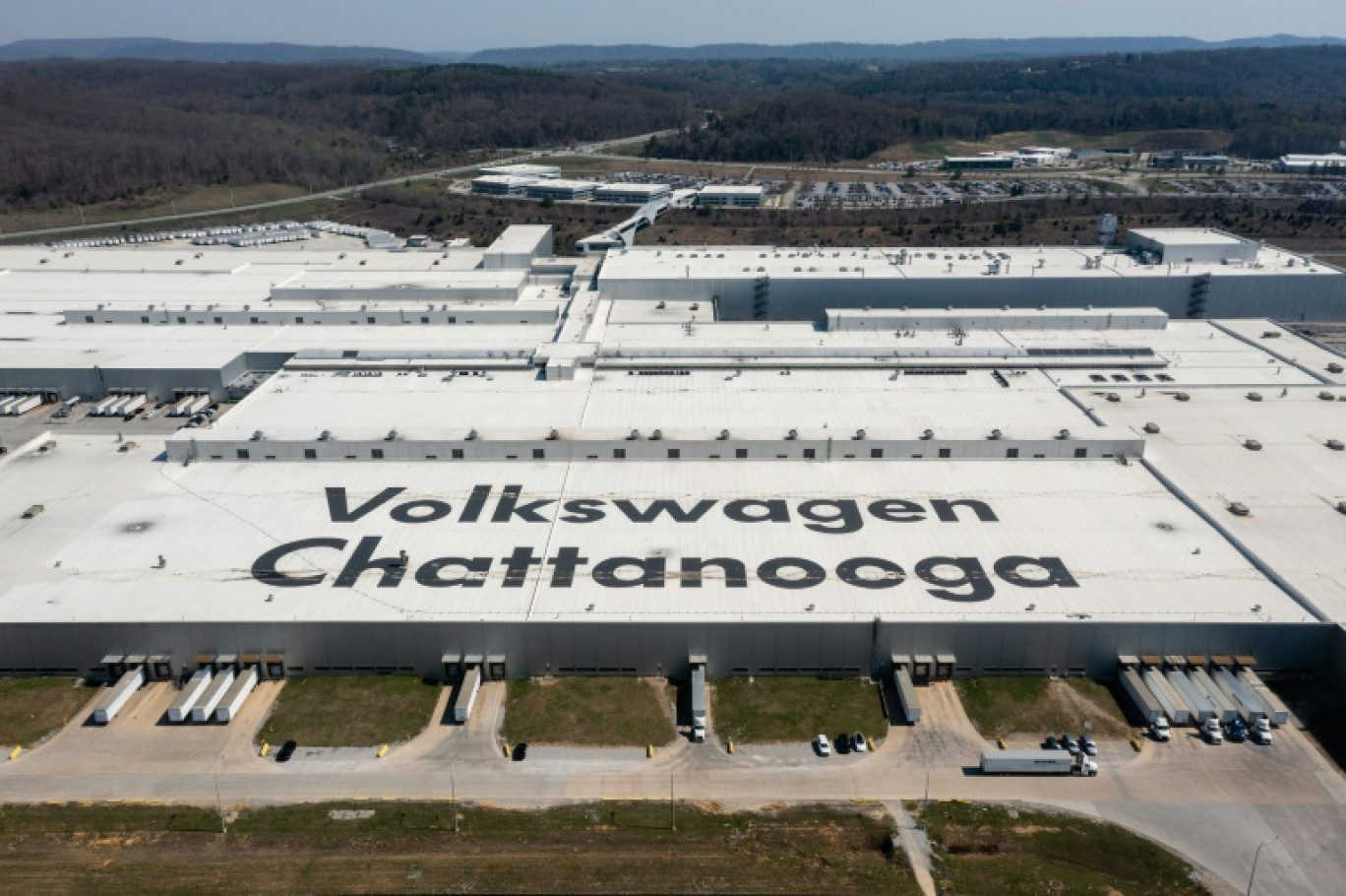 Vue aérienne de l'usine Volkswagen à Chattanooga, le 20 mars 2024 dans le Tennessee © Elijah NOUVELAGE