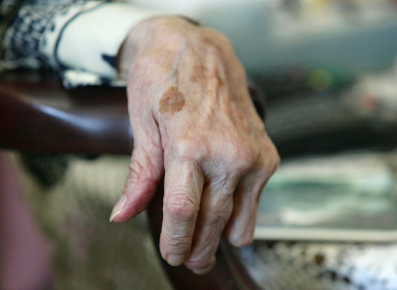 les "plus que centenaires" sont de plus en plus nombreux en France, avec même l'émergence d'une nouvelle classe d'âge, les "supercentenaires", qui dépassent les 110 ans © JEAN-LOUP GAUTREAU