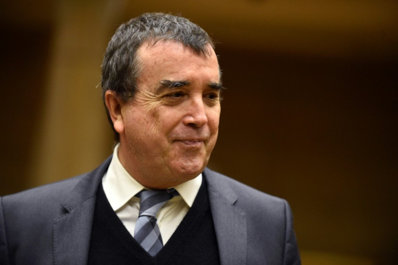 Arnaud Lagardère, PDG du groupe Lagardère,  devant la commission d'enquête sur la concentration des médias au Sénat à Paris le 17 février 2022 © JULIEN DE ROSA