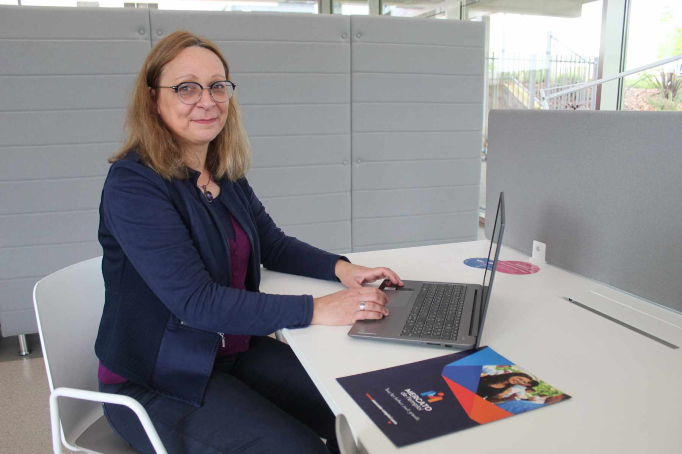 Cécile Padieu est une recruteuse indépendante qui fait partie du réseau Mercato de l'emploi.